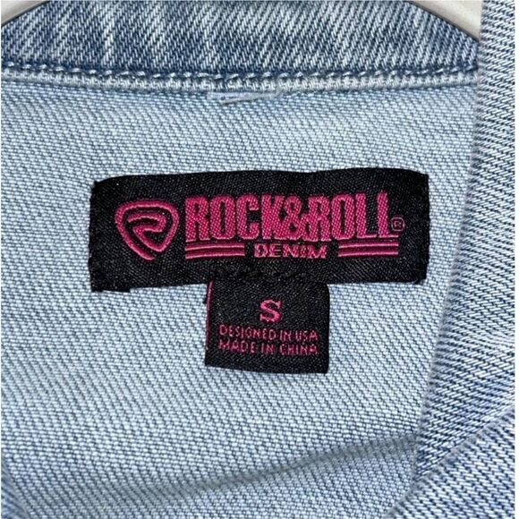 Rock and Roll Denim Light Wash Studded Fringe Denim Jacket - Picture 9 of 12